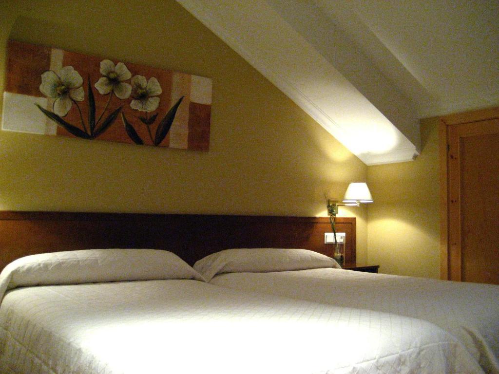Hotel La Torre Vega de Valdetronco Exteriér fotografie